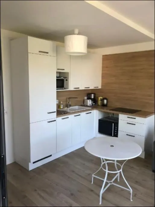 Appartement A La Fossette Le Lavandou Apartment